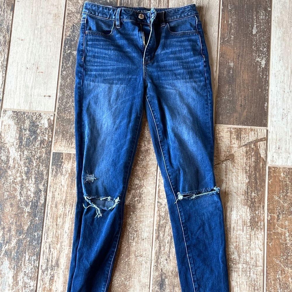 Ripped American Eagle Jeggings